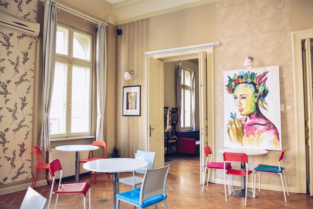 Little Bucharest Old Town Hostel Esterno foto