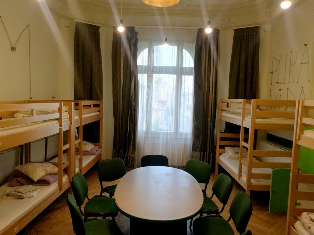 Little Bucharest Old Town Hostel Esterno foto